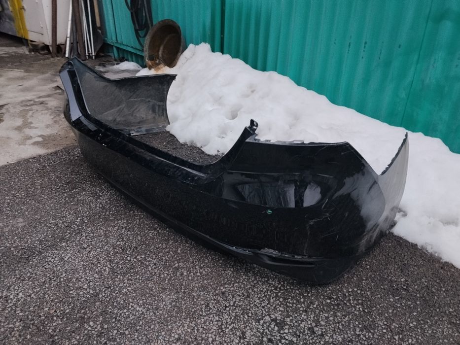 Задний бампер на Toyota Camry 70