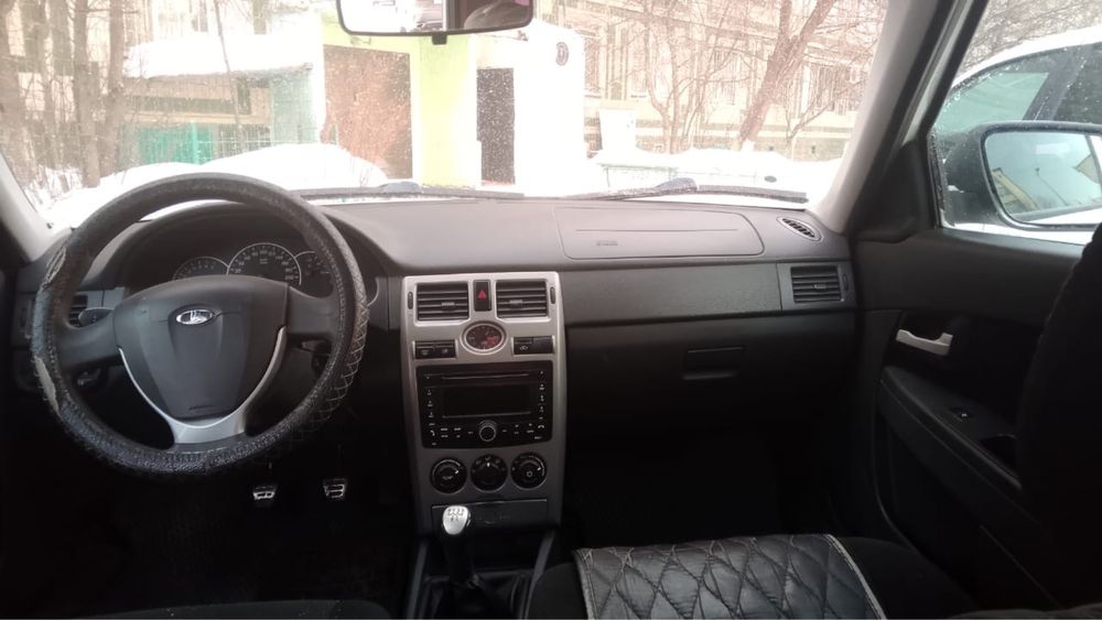 Продам Ваз лада приора седан