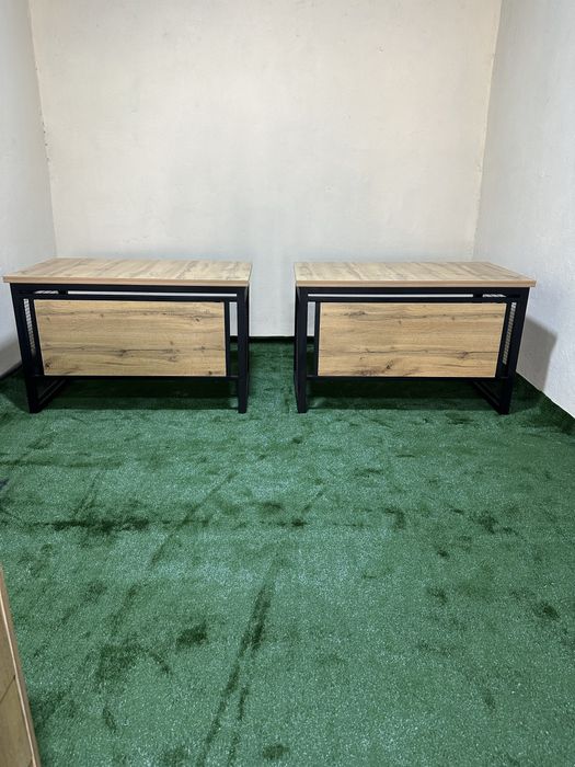 Стол в стиле лофт