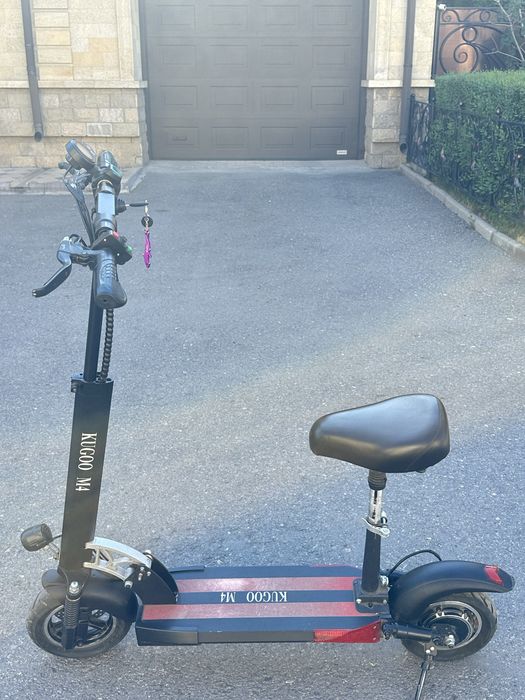 Электросамокат Kugoo M4