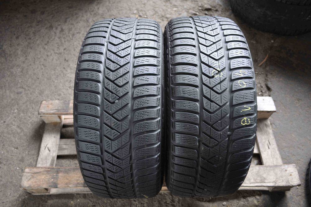 # SET 2 Anvelope Iarna 225/40 R18 PIRELLI Sottozero 3 92H