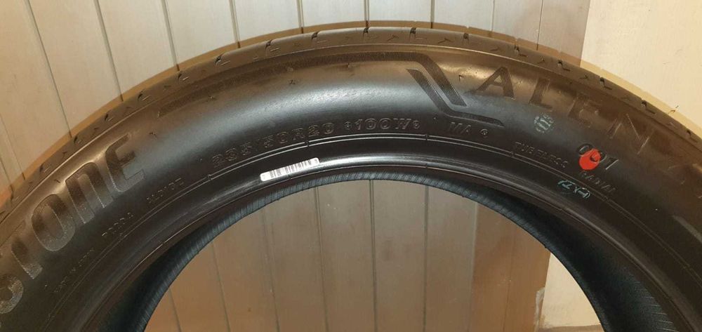 4 Anvelope BRIDGESTONE 235/50r20