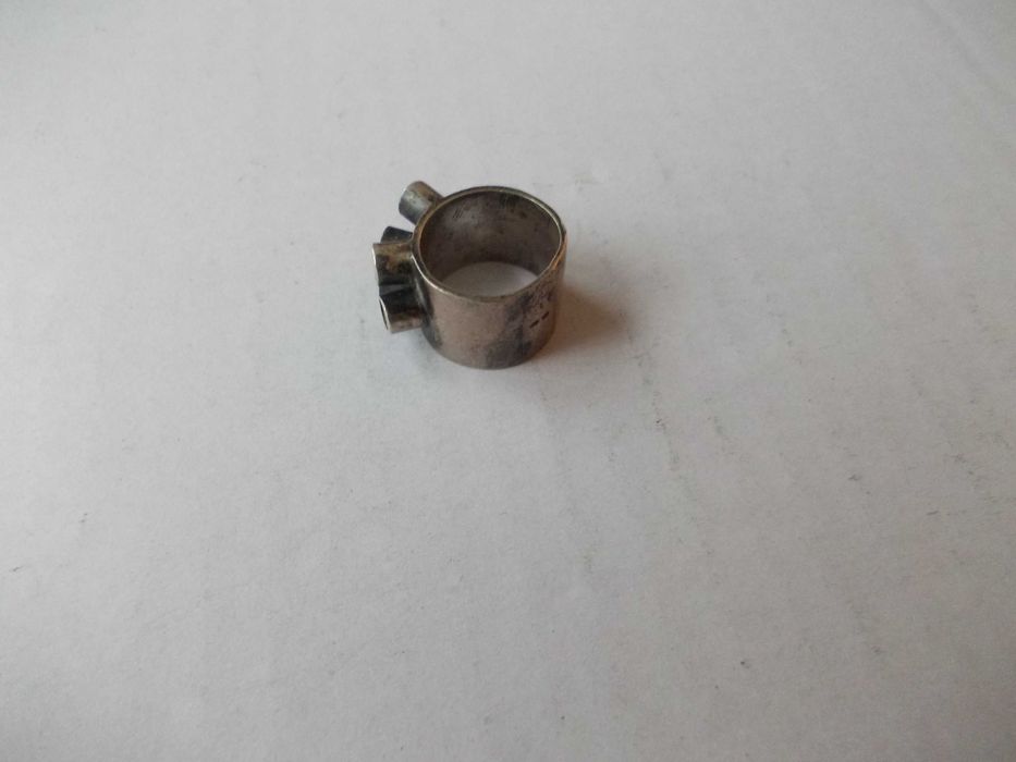 Inel vechi din argint 32