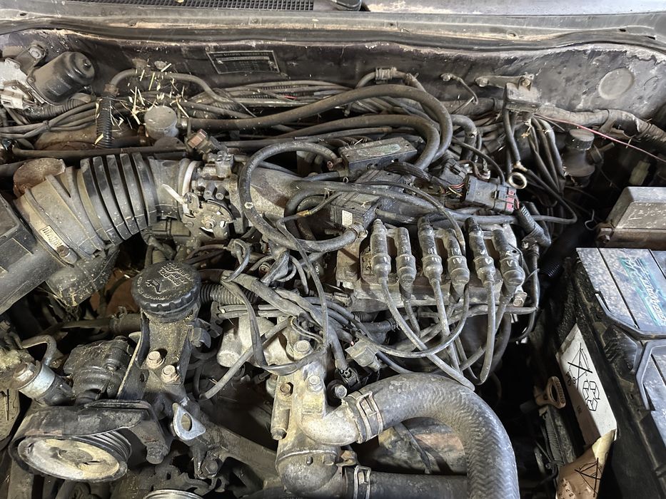 Двигател 3.0 Mitsubishi pajero 177 коня бензин