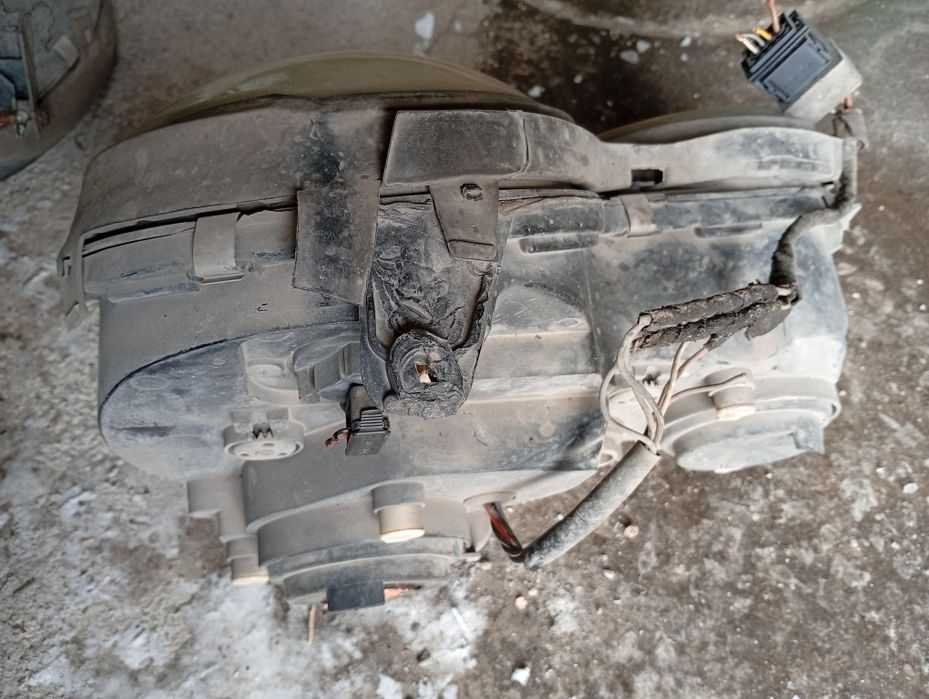 Фары от Мерседес W210 рейстаил.