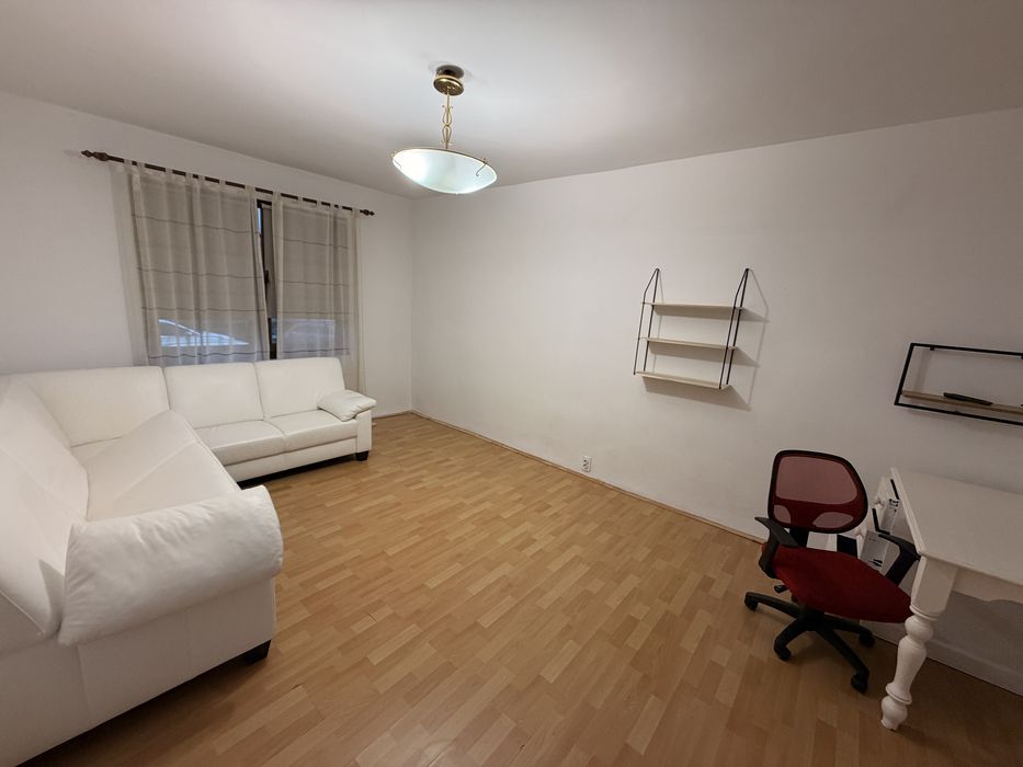 Apartament cu 3 camere