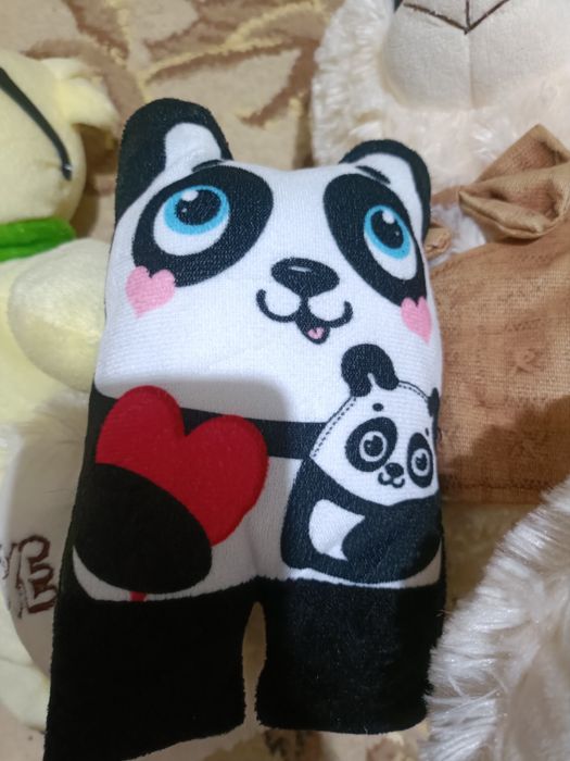 Игрушки отдам даром