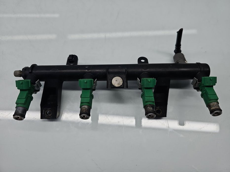 Rampa injectoare PEUGEOT 207 (WA) [Fabr 2006-2012] 9655833580 1.4 Benz