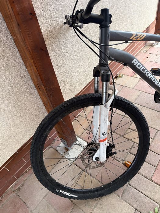 Bicicleta rockrider aprope nou!
