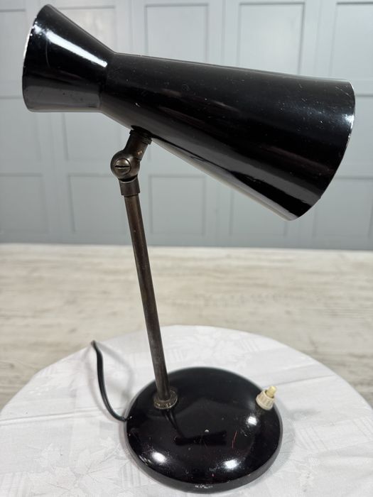 Винтидж настолна метална лампа Р399