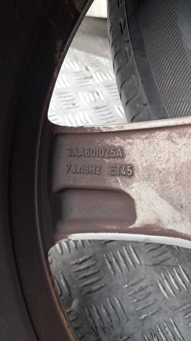 Vand jante 16R 5x112 cod 3AA601025A  Vw Passat