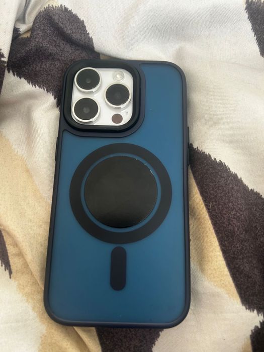 Продам Айфон 14 про