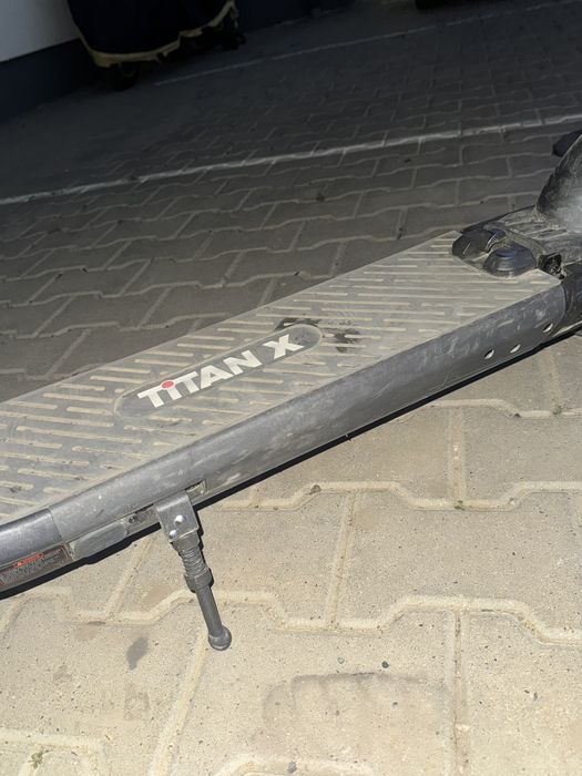 Trotineta myria titan x 2000de km trotineta are motoru schimbat 500w