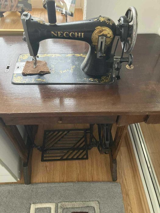 Шевна машина Necchi