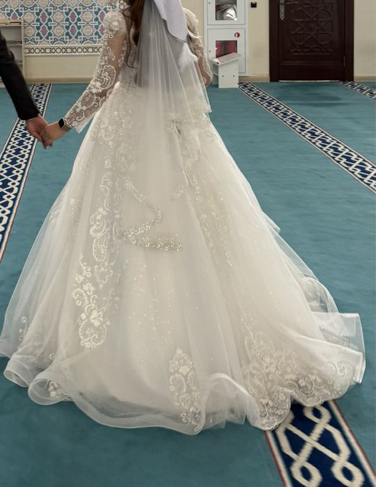 Свадебное платье