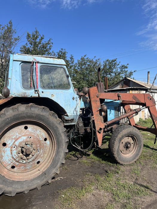 Продам трактор в комплекте