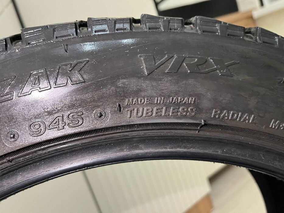 зимний 2шт bridgestone