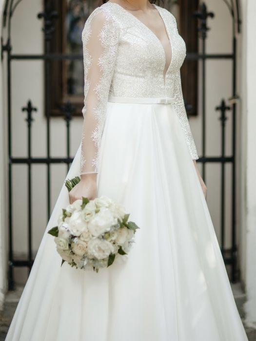 Vand rochie de mireasa