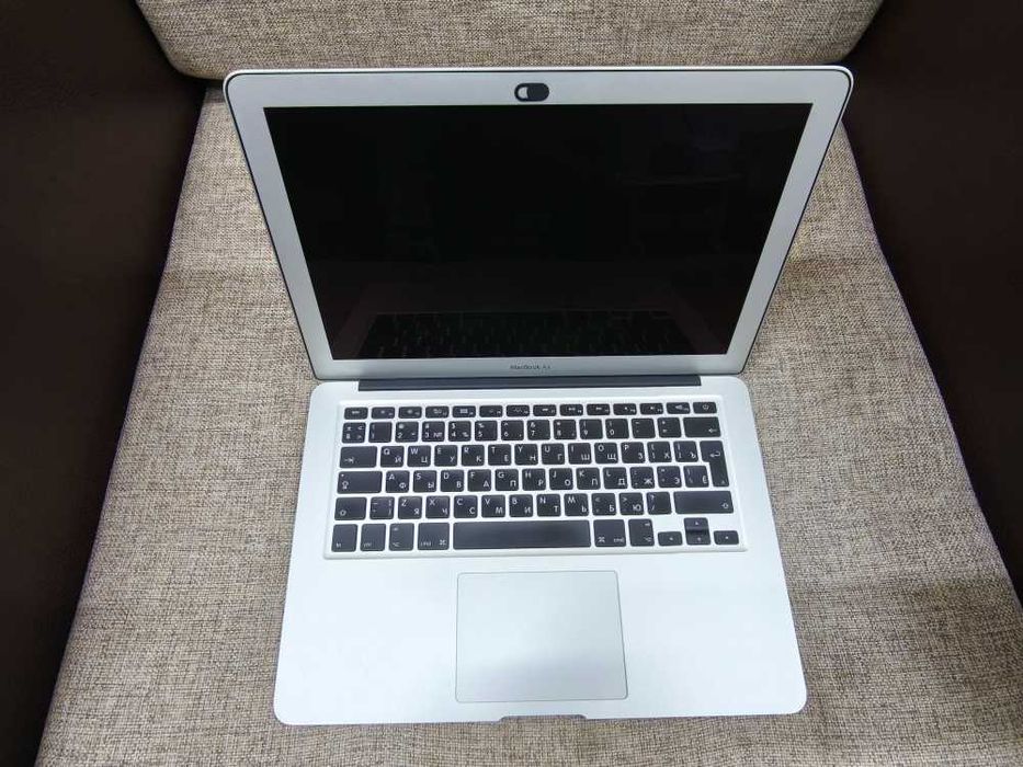 Macbook Air 13 Core i5