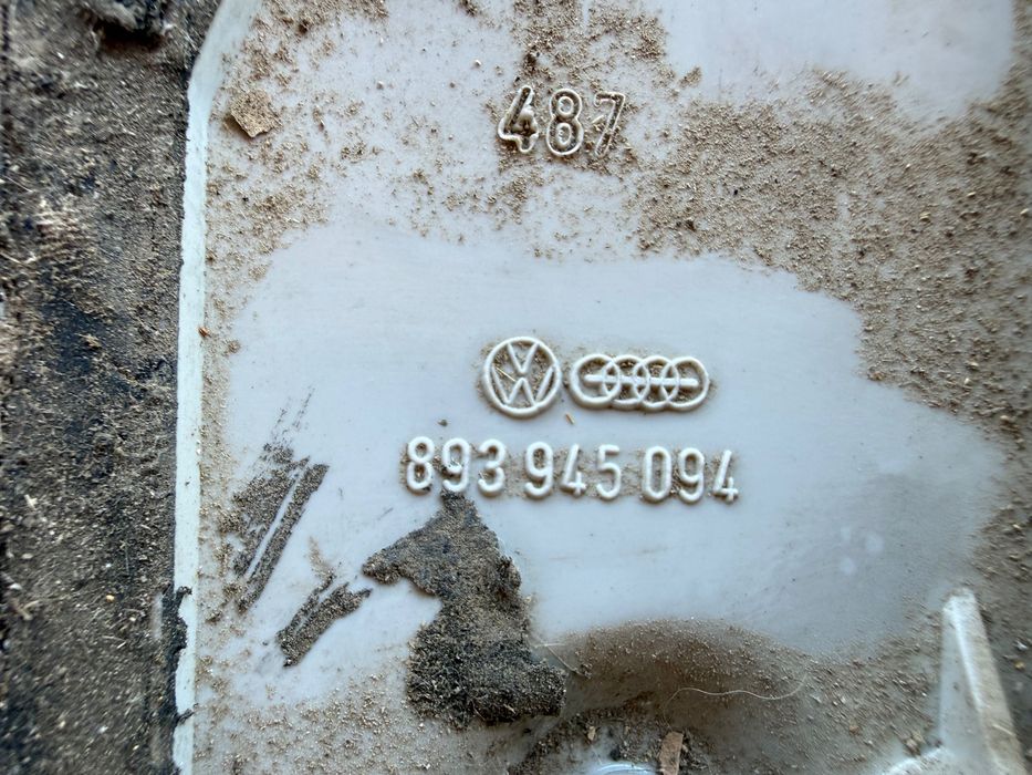Заден вътрешен стоп Audi 80 модел  B3