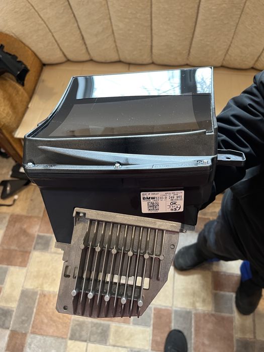 Head-Up display BMW Seria 5 6 7 F10 F11 F12 F06 F01 F02