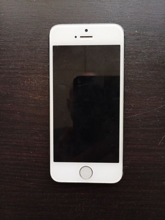 Продам б/у телефоны