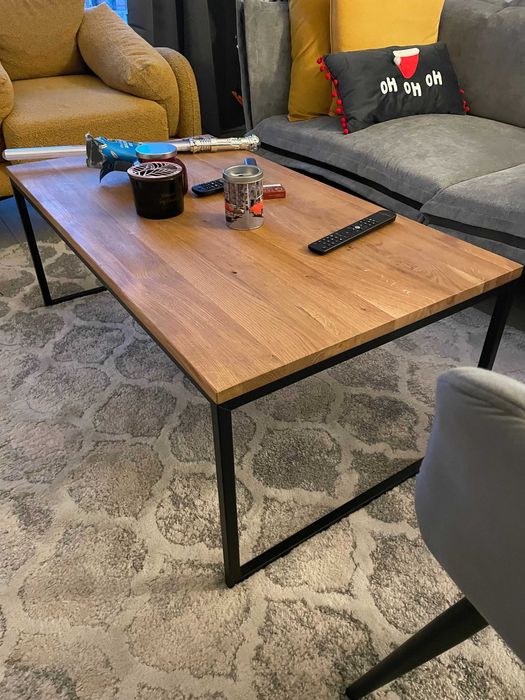 Продавам холна масичка