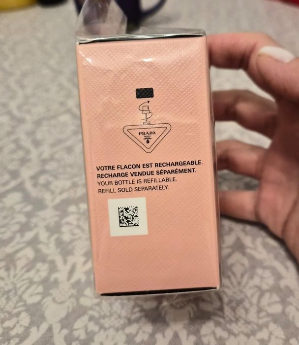 Продам духи Prada paradox