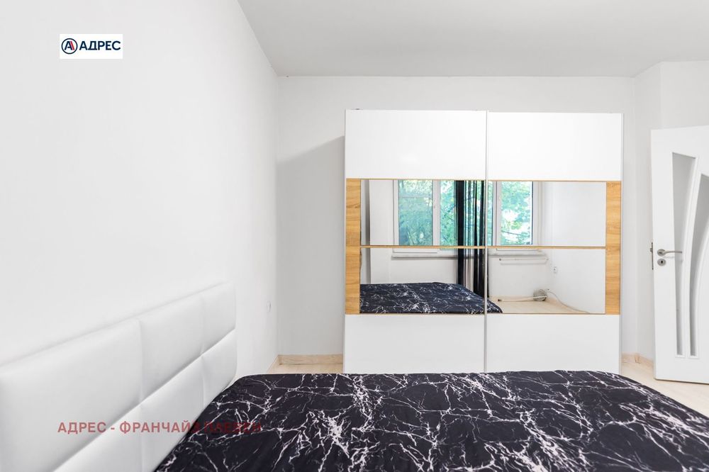 Продава се Тристаен апартамент в Враца, Център - 72 кв.м за 1776 €/кв.м - Снимка #7