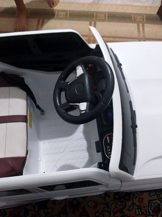 Тайота машина для детей