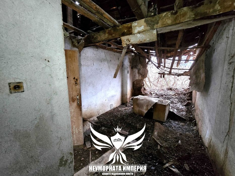 Продавам парцел 1225кв.м. в с.Новаково, общ.Асеновград статут УПИ