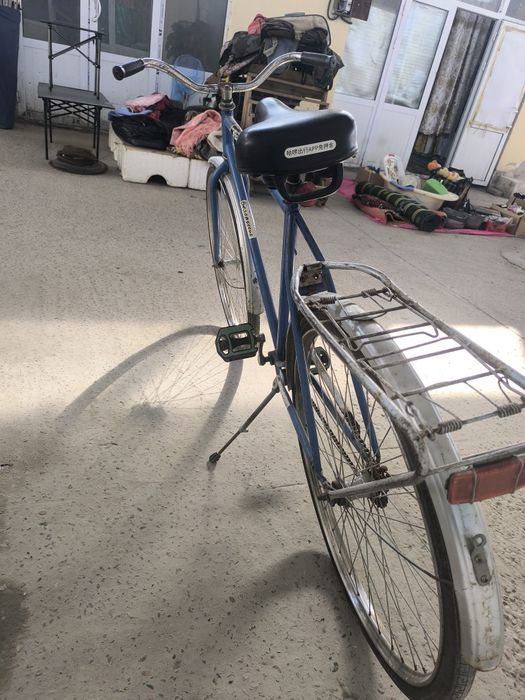 Ural velosiped sotiladi