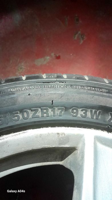 Jante aliaj pe 17 cu cauciucuri