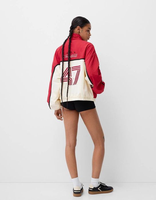 Ветровка Bershka Xs