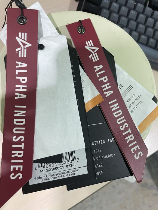 Бомбер Alpha Industries