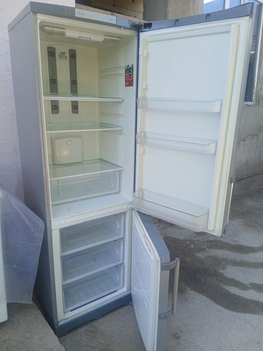 продаётся холодильники