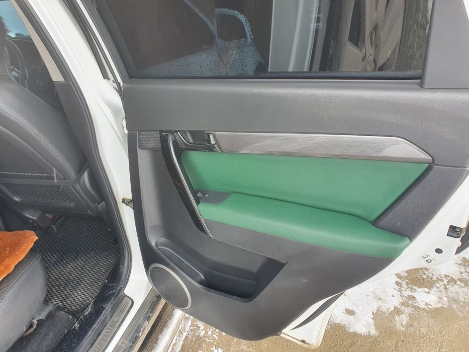 Продаю свою машину.  Машына 2010 года. 180000 пробег.