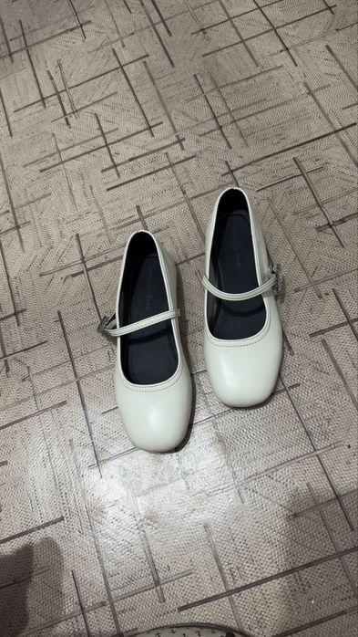 женский балетка 38р бу