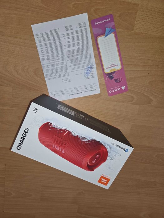Нова тонколонка JBL Charge 5  червена