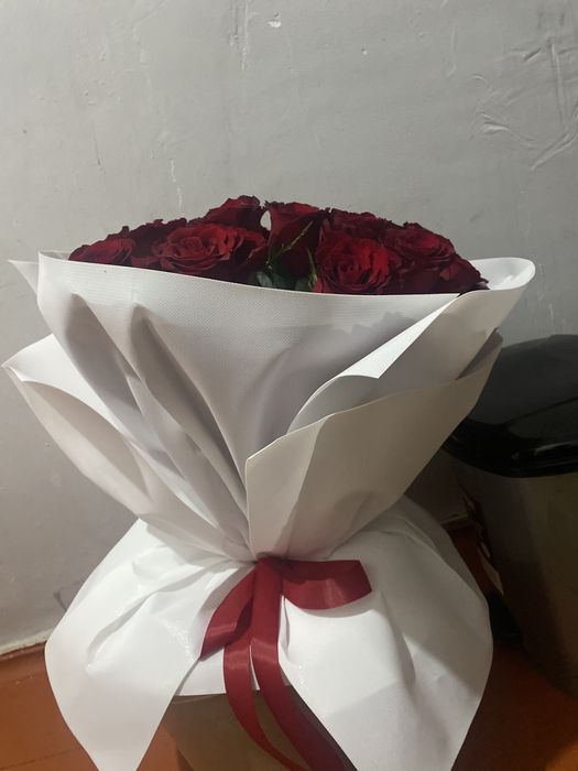 Букет роза свежий