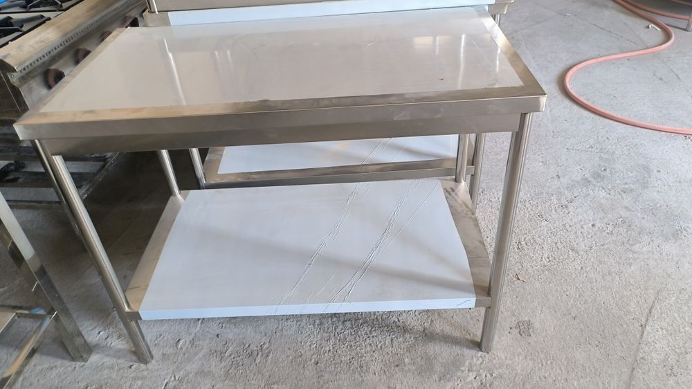 Стол нержавека жуда мустахкам ва сифатли