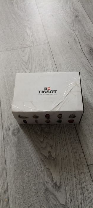 Продам оригинальные часы ТИССОТ