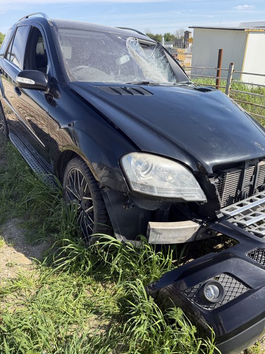ML 320CDI на части, за предложения позвънете