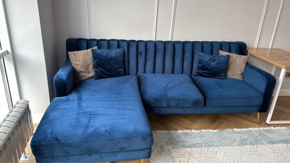 Продам диван угловой