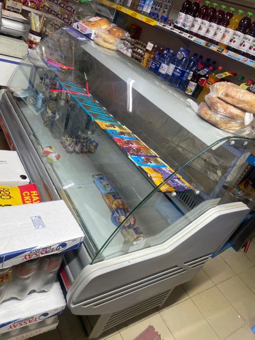 Витрина, холодильник