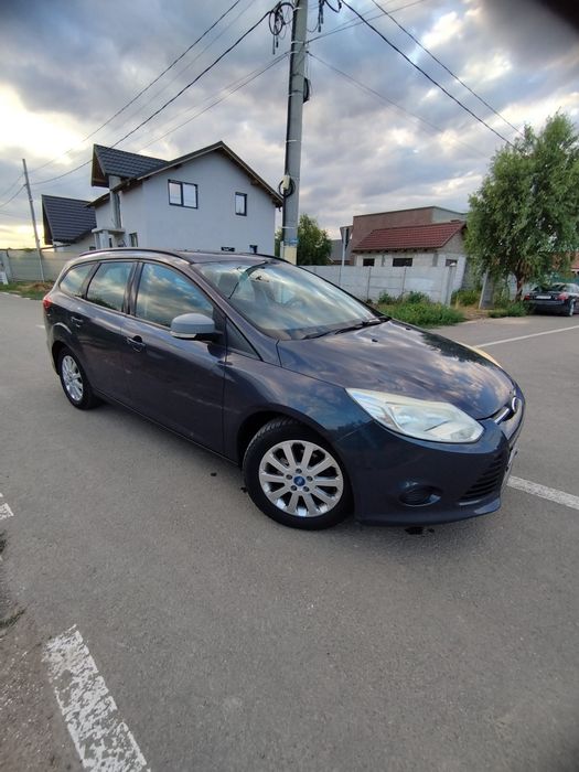 Ford focus an 2012 benzina stare foarte buna