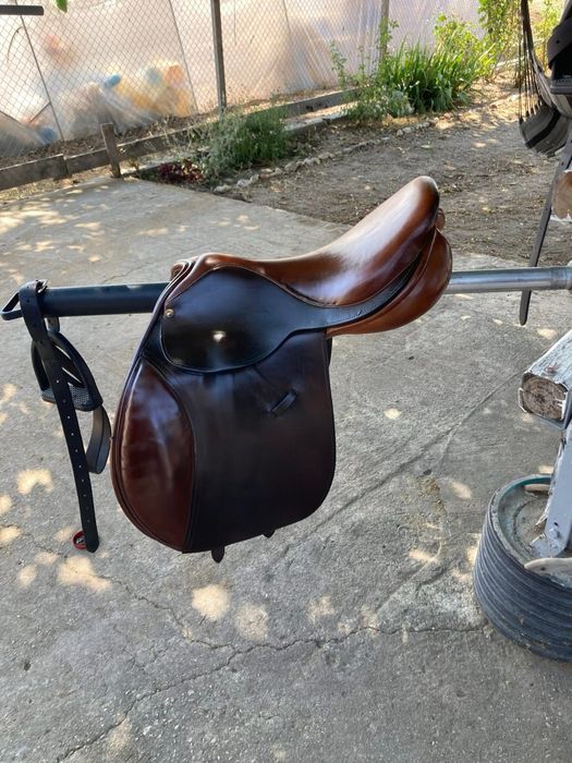 Седло за конна езда