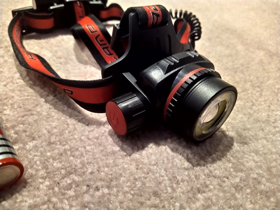 Lanterna cu model nou de LED, pentru cap, din metal, foarte rezistenta