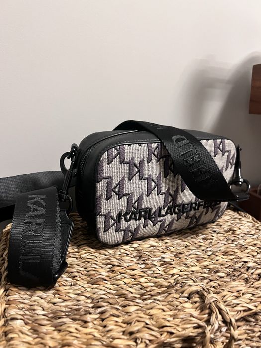 Дамски оригинални чанти MK, Karl Legerfeld, Replay, Armani Exchange
