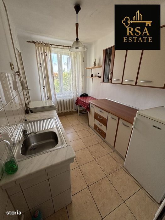 Apartament cu 2 camere de inchiriat zona centrala etaj 2 Rm Valcea